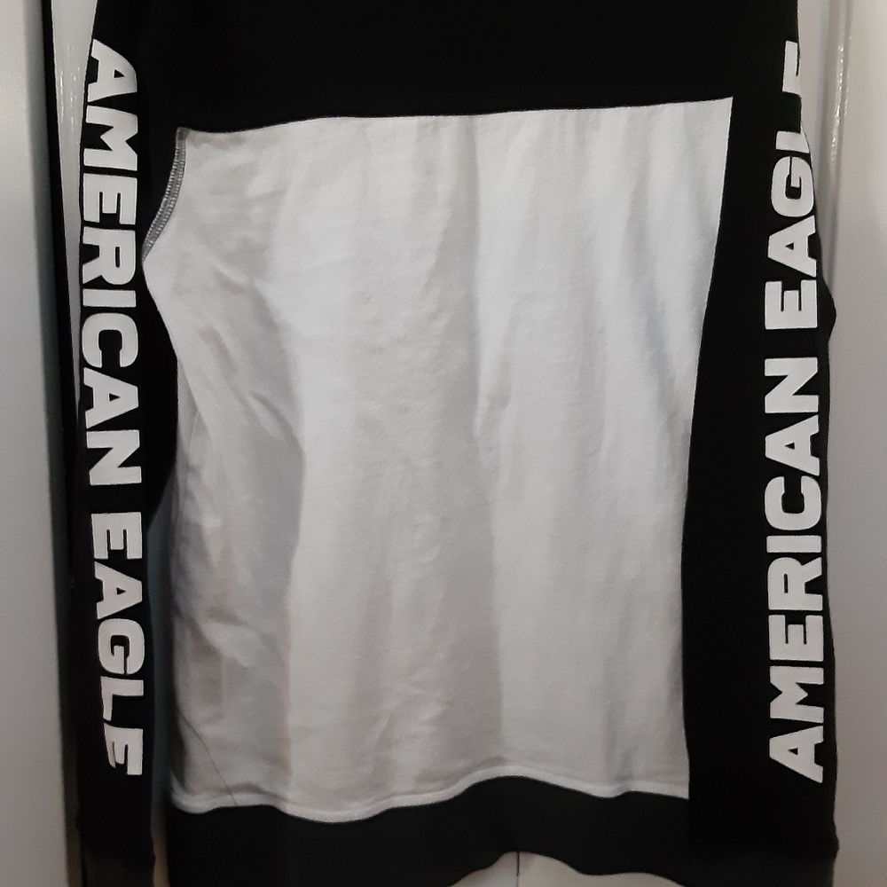 American eagle long sleeve t shirt